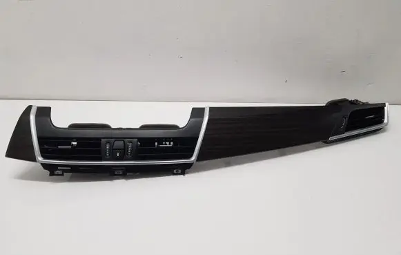 BMW 2 F46 Dash center air vent grill 14098011 64229262958 9262958