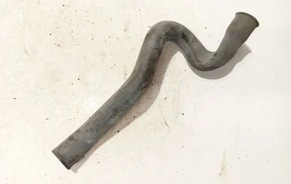 Volkswagen PASSAT B6 Engine coolant pipe/hose 3c1816311