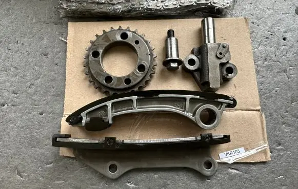 Nissan Patrol Y61 Timing chain (engine) 130282W200 131432W201 130702W200