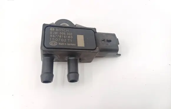 Peugeot 2008 I Exhaust gas pressure sensor 0281006300 9677816180 150702T1
