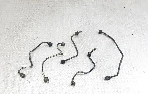 Peugeot 407 Fuel injector supply line/pipe 