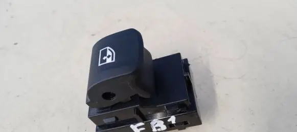 BMW 1 F40 Electric window control switch 7950756