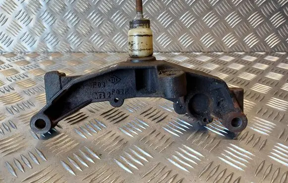 Renault Trafic II (X83) Gearbox mounting bracket 8200404278A 93853923