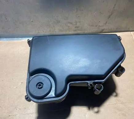 Mercedes-Benz C W202 Fuse box cover 2025400424 OM605 2025400582