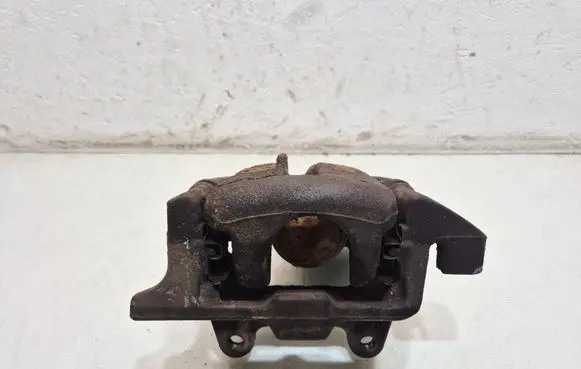 Audi A6 S6 C6 4F Rear brake caliper 08687C