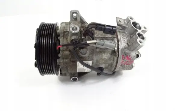 Nissan Juke II F16 Air conditioning (A/C) compressor (pump) 926008955R