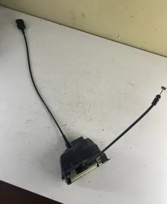 Renault Megane II Rear door lock 8200212468