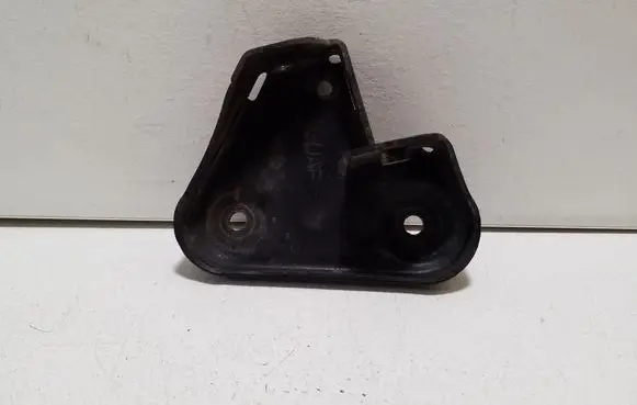 Other engine bay part