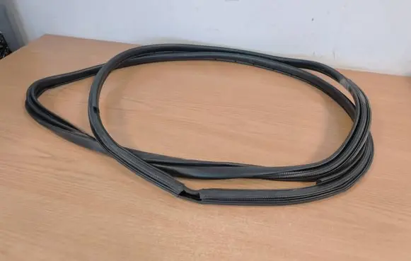 Toyota Corolla Cross Rubber seal rear door 25070TE2031336 25070TE2031