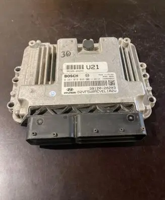 Hyundai i40 Engine control unit/module 391202A203 391252A203 0281018049