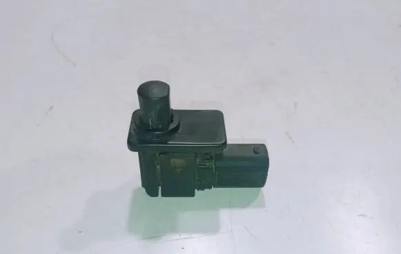 BMW 5 E60 E61 Bonnet alarm switch sensor 8352229