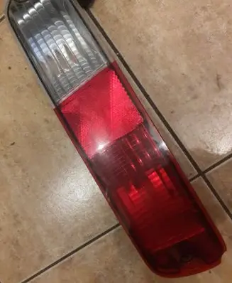 Mitsubishi Pajero Tailgate rear/tail lights 1146350l