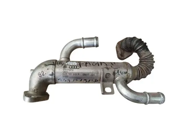 Skoda Fabia Mk2 (5J) EGR valve cooler 045131513P