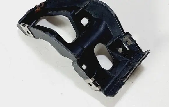 Audi A4 S4 B6 8E 8H Fender mounting bracket 8E0853922B
