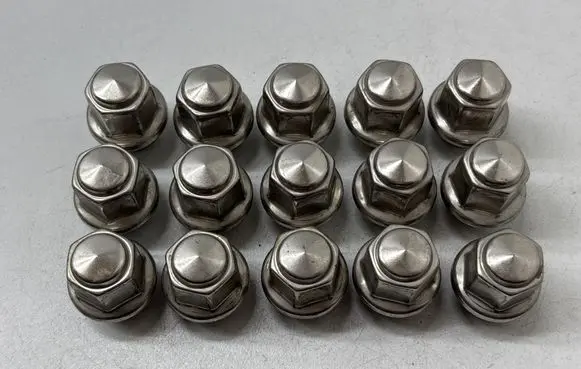 Ford Escape IV Nuts/bolts 