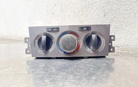 Opel Antara Climate control unit 95261985 1309120017