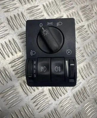 Opel Zafira A Light switch 90561379