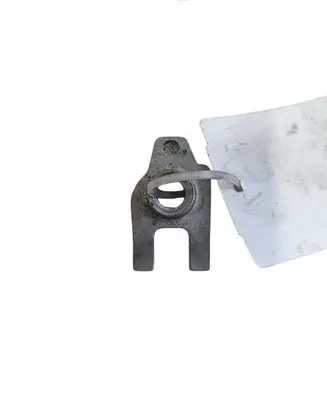Nissan Qashqai Fuel Injector clamp holder 6457