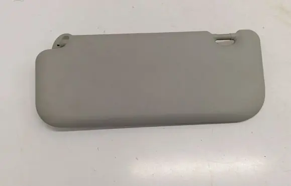 Sun visor