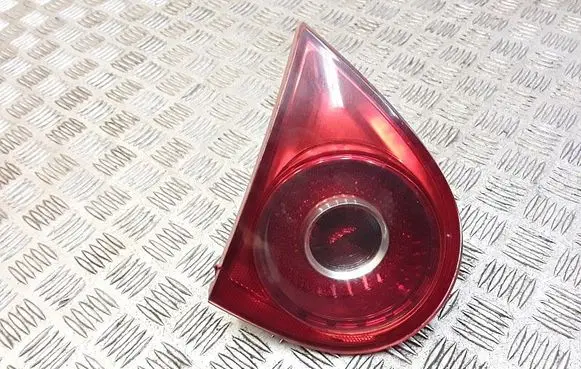 Volkswagen Golf V Tailgate rear/tail lights 1k6945107c