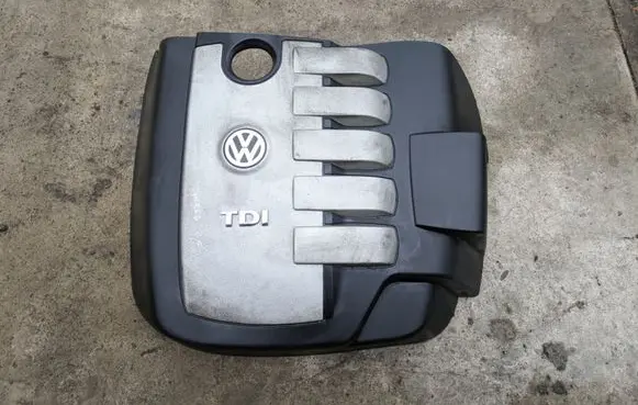 Volkswagen Touareg I Engine cover (trim) 070103926A