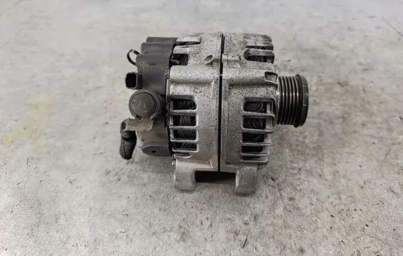 Citroen C4 Grand Picasso Generator/alternator 9661544880