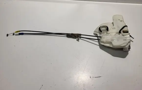 Mitsubishi ASX Front door lock