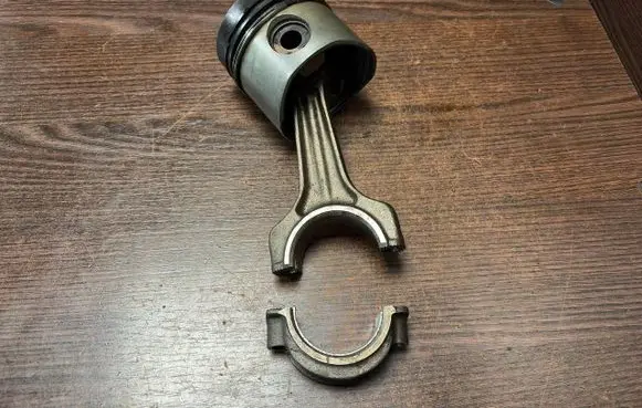 Peugeot J5 Piston 1STDIDKOLV9