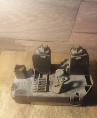 Opel Zafira A Rear door lock 24414135