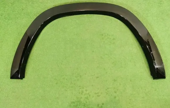 Dodge RAM Front arch trim 