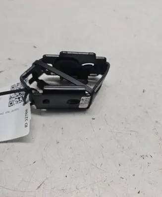Audi Q7 4L Parcel shelf load cover mount bracket 4F9861735E