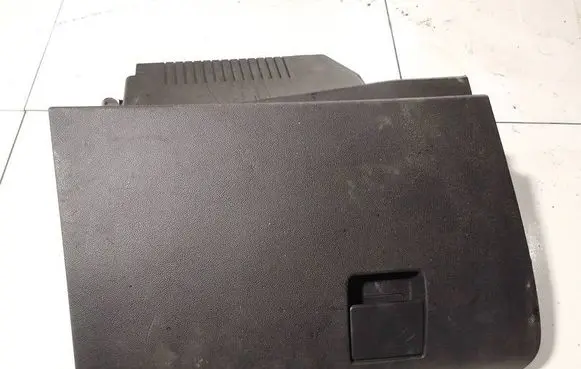 Opel Astra H Glove box 13191459