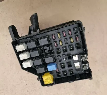 Hyundai Santa Fe Fuse module 9128826000