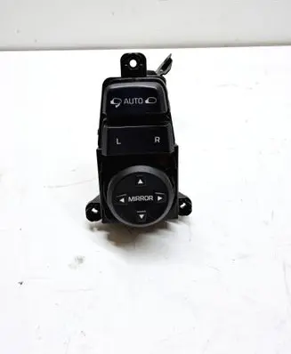 Hyundai Tucson TL Wing mirror switch 93573D3100 TMR02 1808310000871
