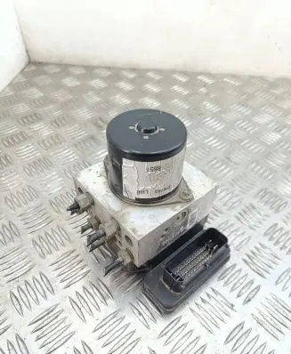 Opel Insignia A ABS Pump 13328651
