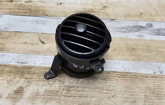 Chevrolet Aveo Dash center air vent grill 96345900