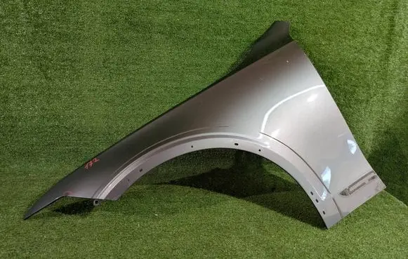 Volvo S90, V90 Fender 