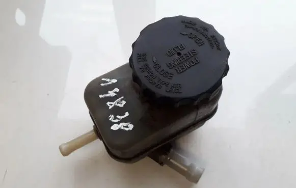 Toyota Celica T230 Power steering fluid tank/reservoir