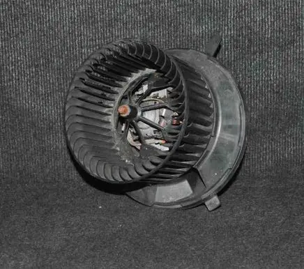 Volkswagen Jetta V Heater fan/blower 983227A1K2819015