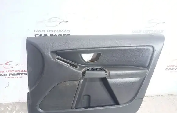 Volvo XC90 Front door card panel trim 39896758