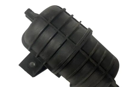 Vacuum air tank