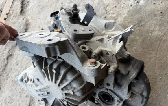 Opel Astra K Manual 6 speed gearbox 55593195