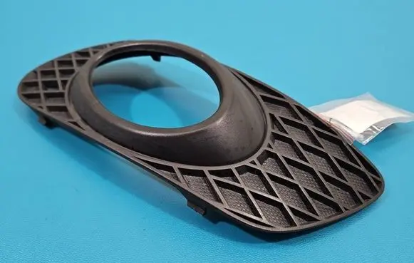 Mercedes-Benz ML W164 Front fog light trim/grill A1648260124 IMPRK1536144