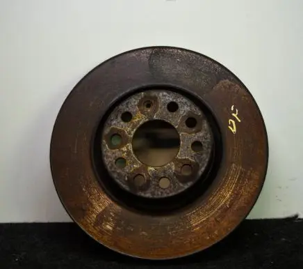 Volkswagen PASSAT B7 Front brake disc