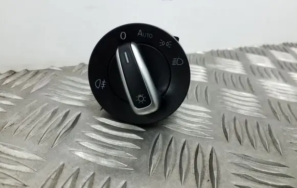 Volkswagen Golf Plus Light switch 3C8941431