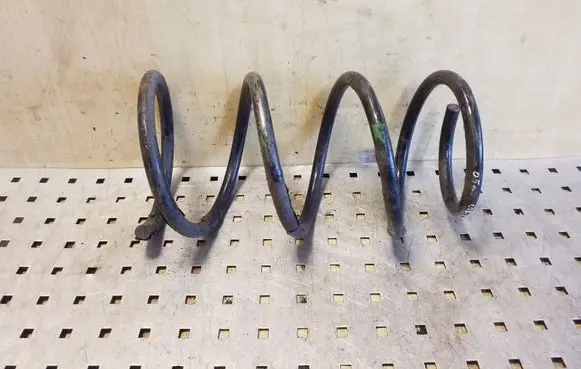 Toyota Corolla Verso AR10 Front coil spring