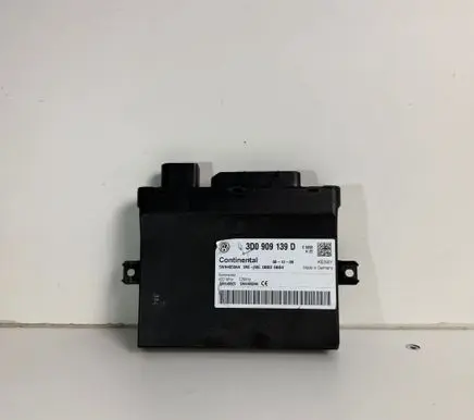 Volkswagen Touareg I Keyless (KESSY) go control unit/module JPF-3D0909139D