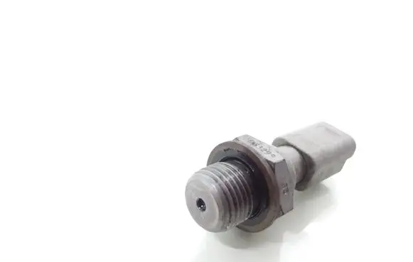 Volvo V50 Oil pressure sensor 963299
