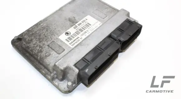 Skoda Fabia Mk1 (6Y) Engine control unit/module 03E906033A 5WP40120