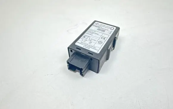 Nissan X-Trail T30 Door central lock control unit/module 285963Y50 5WK48821 5WK46472B